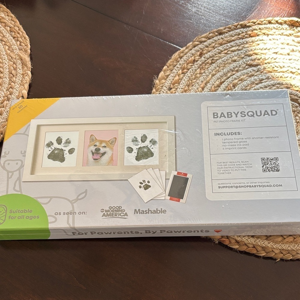 Pet photo frame kit dog, cat, baby, pawprint, handprint, footprint NEW IN BOX